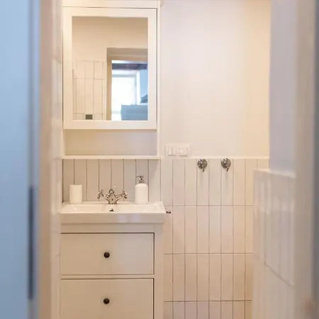 Fajront - Krasny Historicky V Srdci Kremnice Apartment *